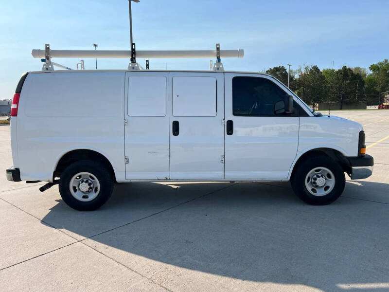 2016 Chevrolet Express 2500