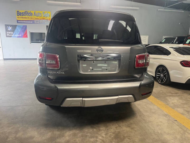2017 Nissan Armada SV