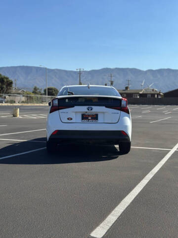 2022 Toyota Prius LE