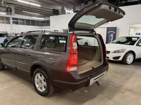 2005 Volvo XC70