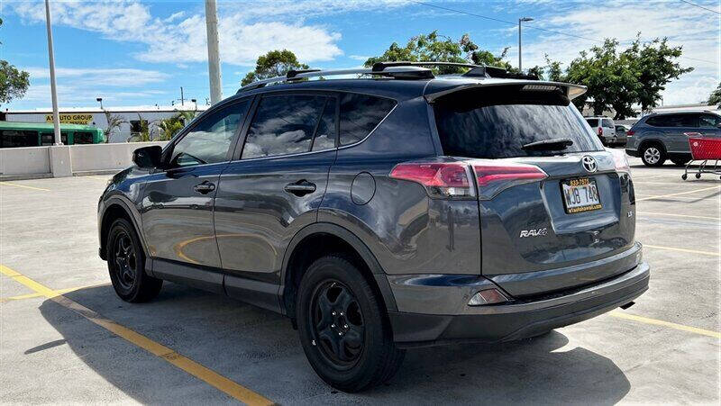 2017 Toyota RAV4 LE