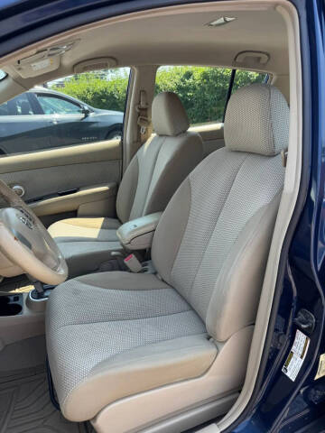 2008 Nissan Versa 1.8 S