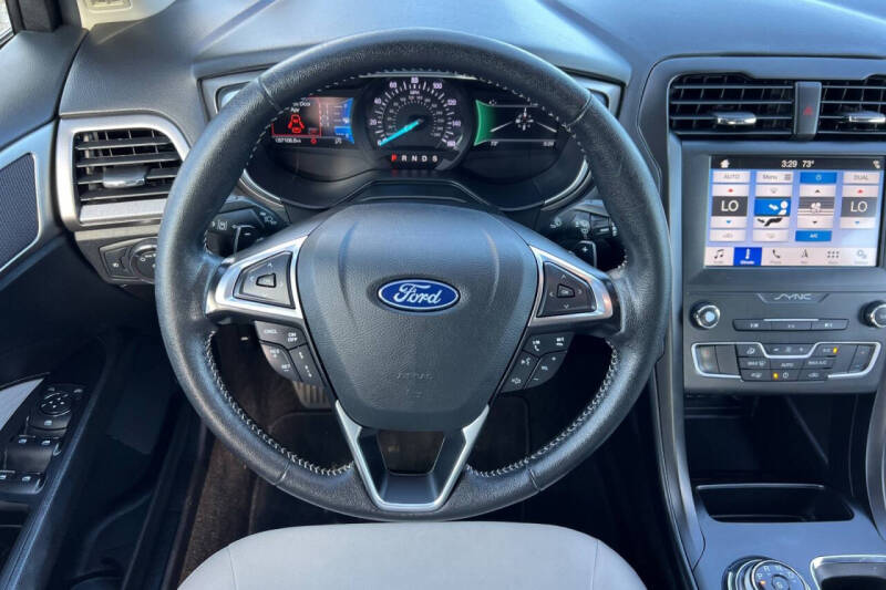 2019 Ford Fusion SE