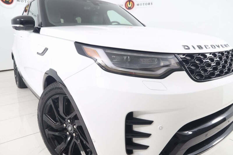 2023 Land Rover Discovery P360 S R-Dynamic