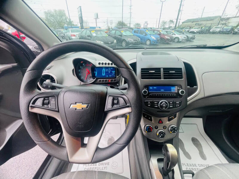 2015 Chevrolet Sonic LT Auto