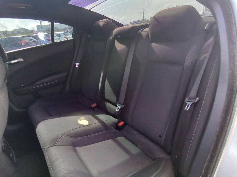 2019 Dodge Charger SXT