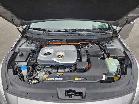 2017 Hyundai Sonata Hybrid SE