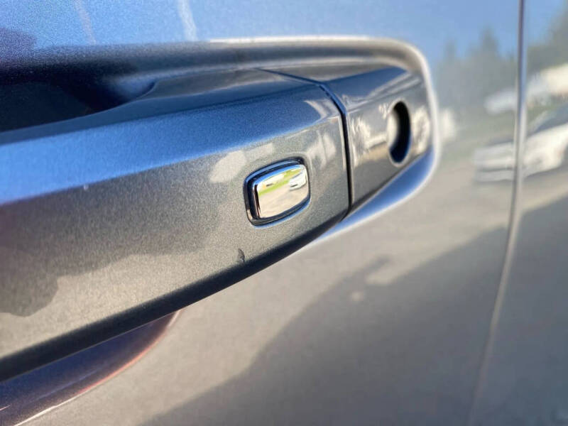 2021 Chevrolet Suburban RST