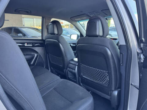 2015 Kia Sorento LX