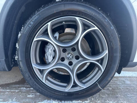 2025 Alfa Romeo Stelvio