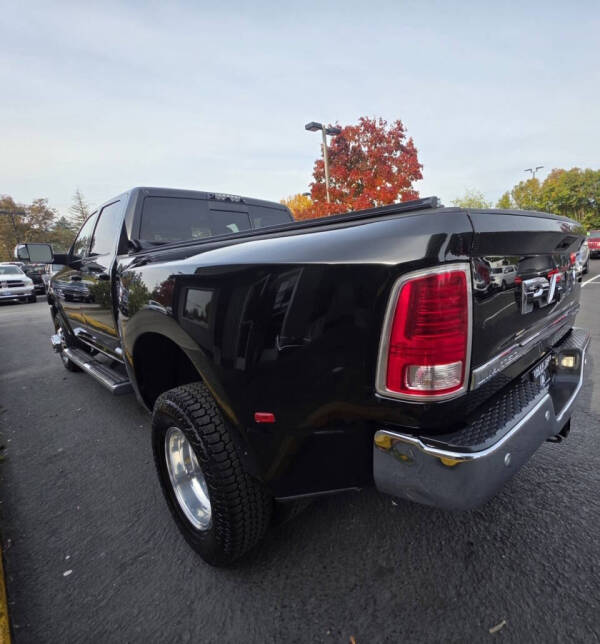 2017 RAM 3500 Laramie