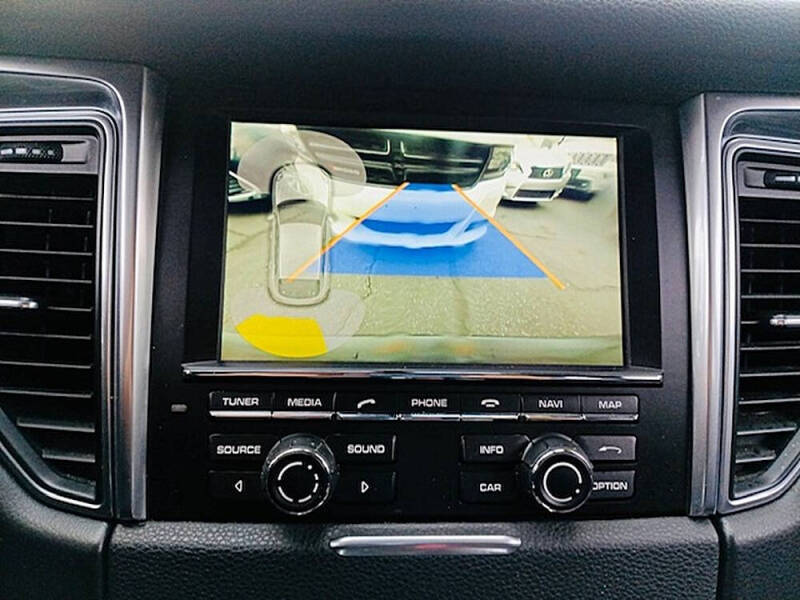 2015 Porsche Macan S