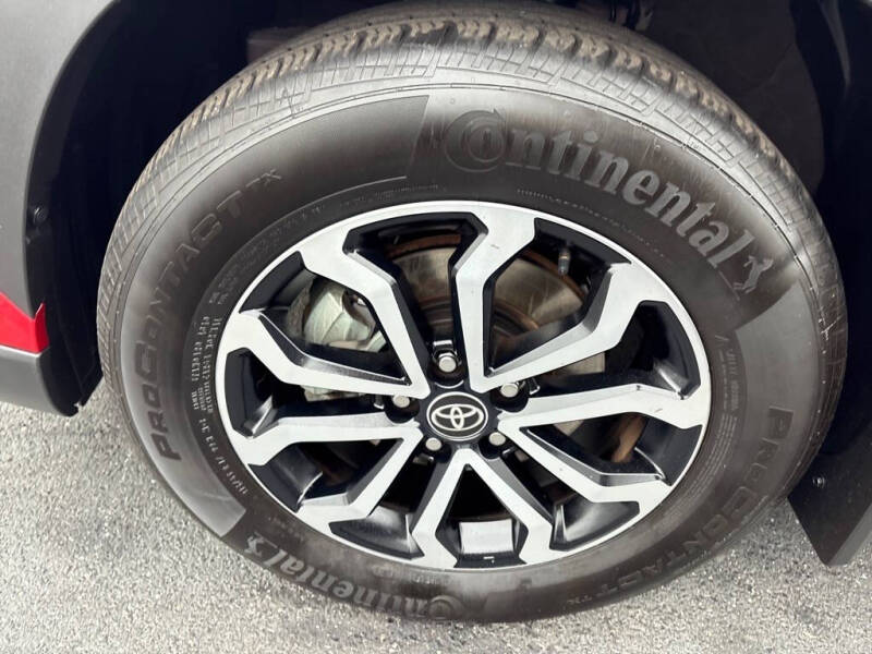 2023 Toyota Corolla Cross Hybrid SE