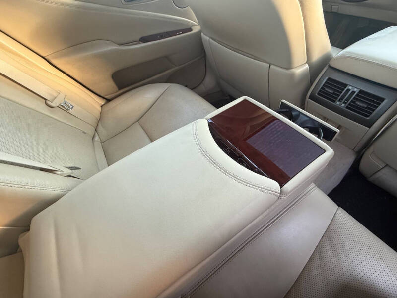 2010 Lexus LS 460