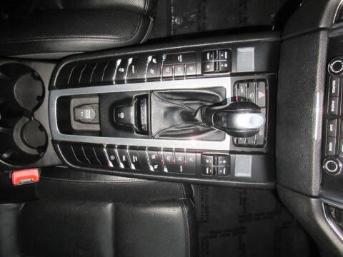 2017 Porsche Macan S