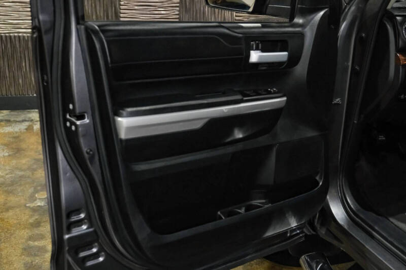 2017 Toyota Tundra Limited