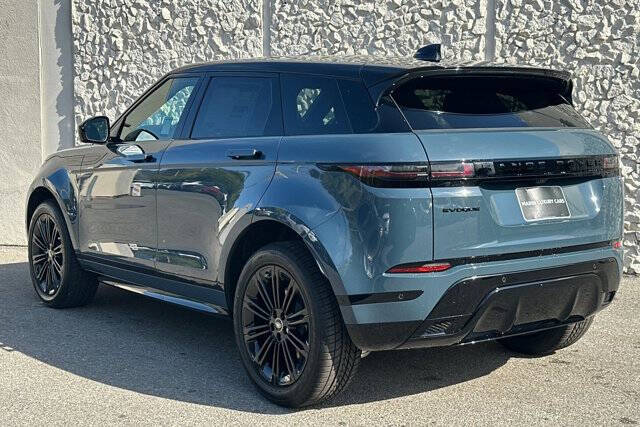 2026 Land Rover Range Rover Evoque P250 Dynamic SE
