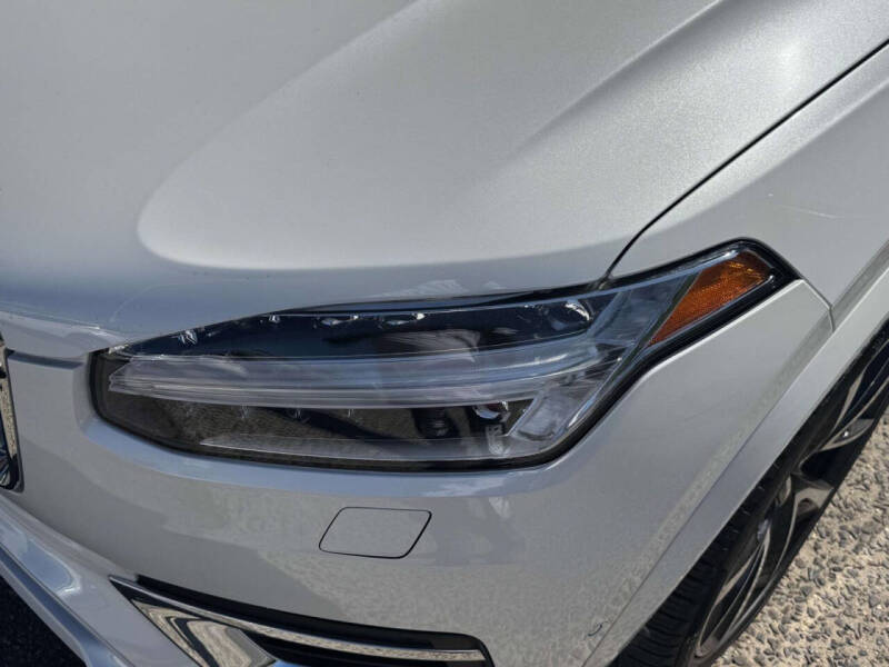 2024 Volvo XC90 B6 Plus Bright Theme 6P