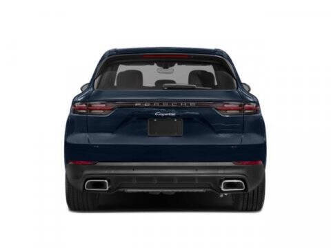 2023 Porsche Cayenne Platinum Edition