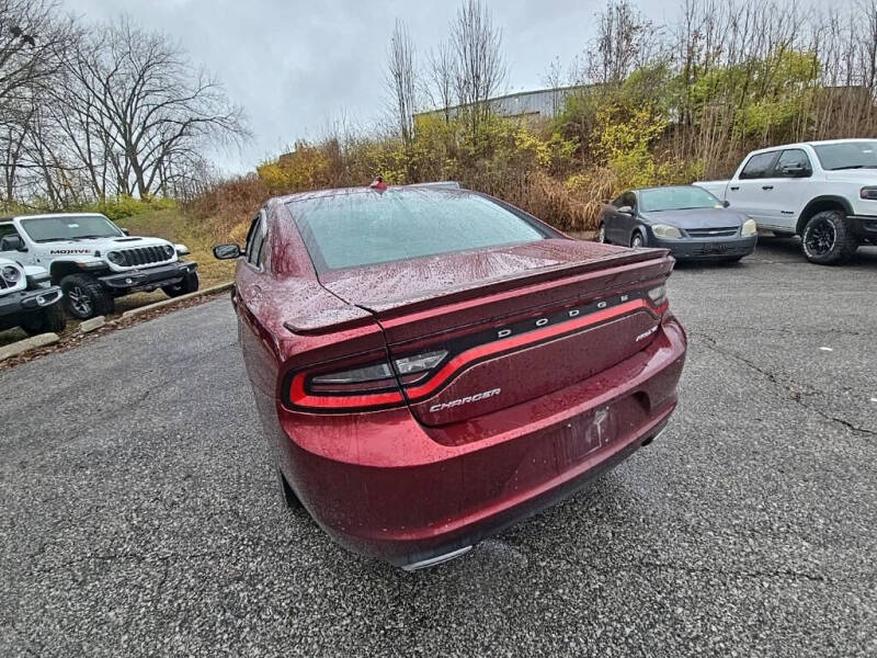2017 Dodge Charger SXT