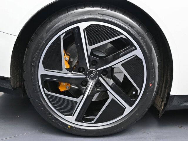 2023 Audi RS e-tron GT quattro