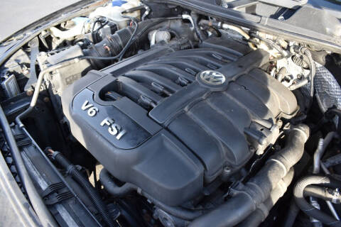 2011 Volkswagen Touareg VR6 Sport