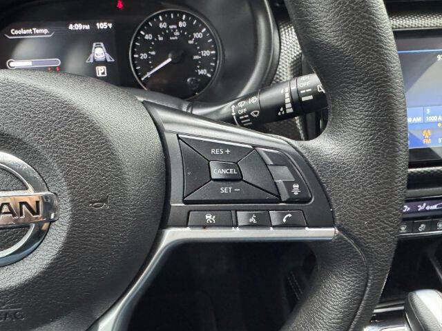 2021 Nissan Kicks SV