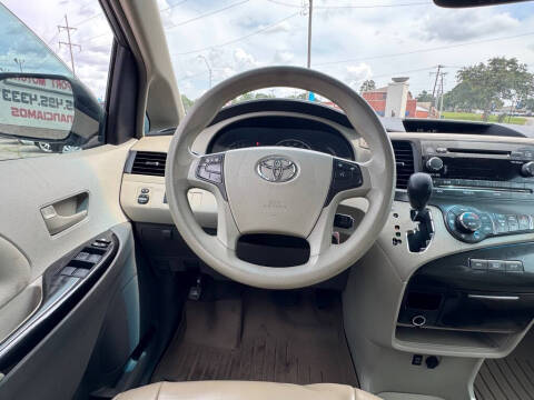 2014 Toyota Sienna