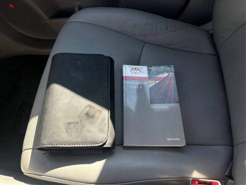 2012 Toyota Highlander Limited