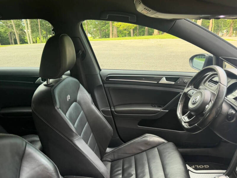 2016 Volkswagen Golf R