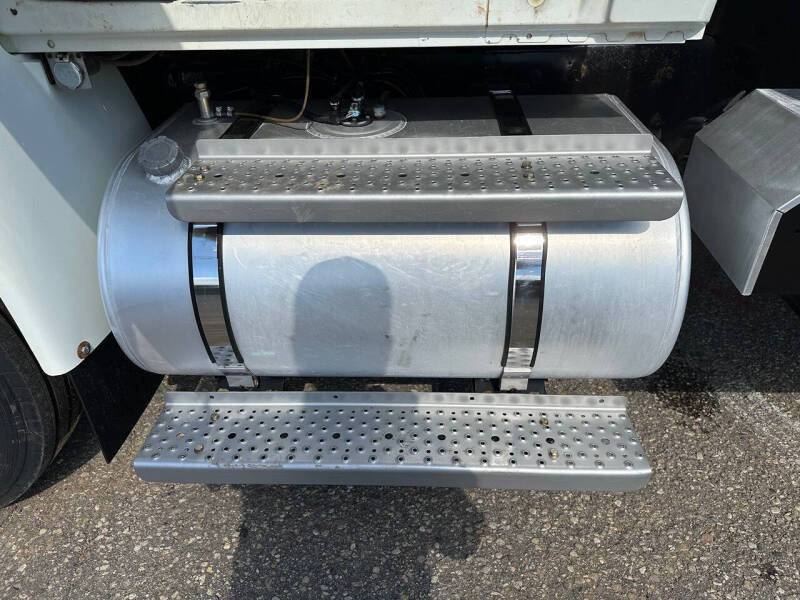 2013 International DuraStar 4400