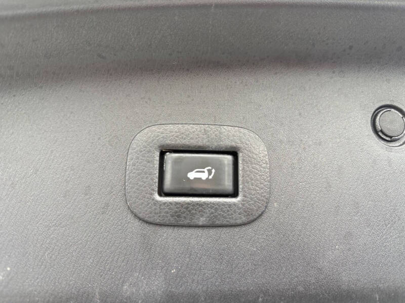 2020 Nissan Armada SV