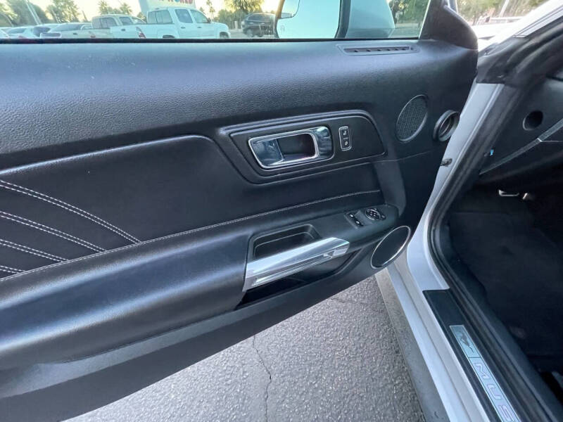 2016 Ford Mustang EcoBoost Premium