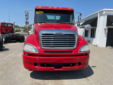 2006 Freightliner Columbia for sale at Money Trucks Inc in Hill City KS