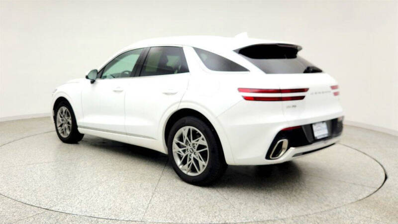 2025 Genesis GV70 2.5T Standard