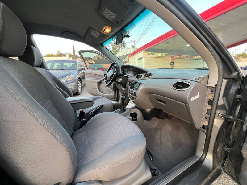2003 Ford Focus ZX3