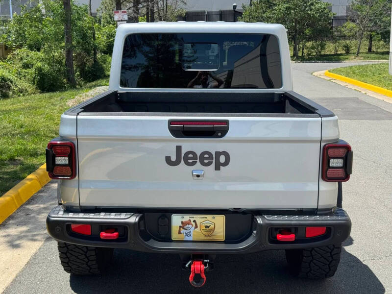 2024 Jeep Gladiator