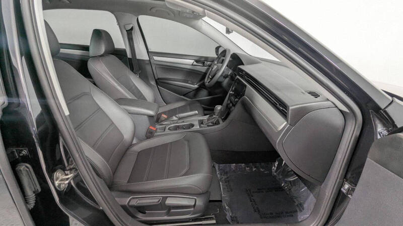 2022 Volkswagen Passat SE