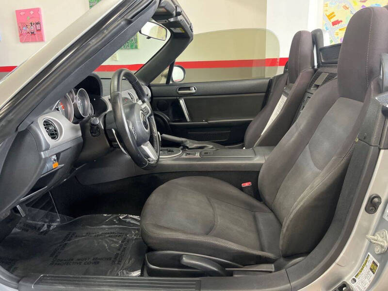 2011 Mazda MX-5 Miata Sport