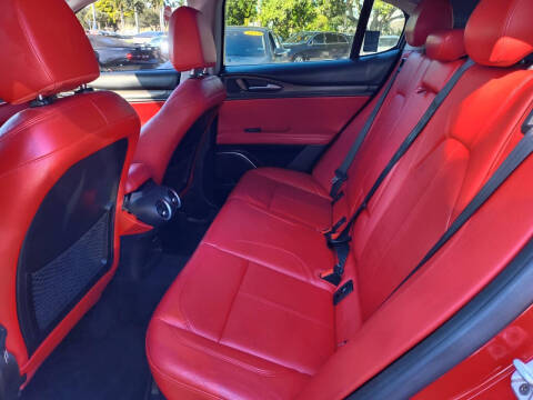 2018 Alfa Romeo Stelvio Ti