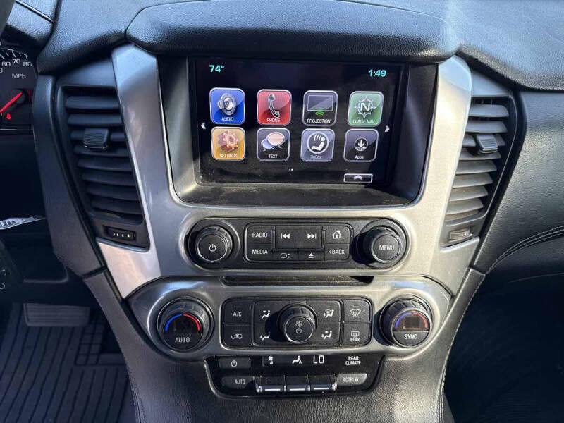 2017 Chevrolet Suburban LS