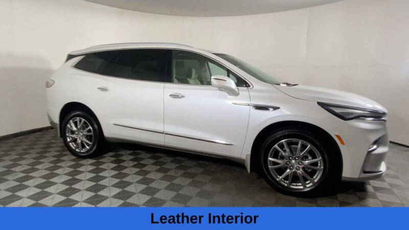 2022 Buick Enclave Premium