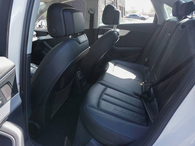 2017 Audi A4 2.0T quattro Premium Plus