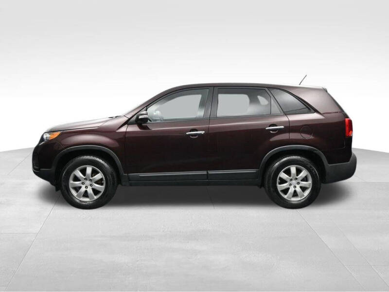 2011 Kia Sorento LX