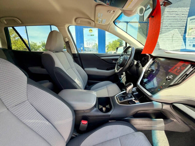 2022 Subaru Outback Premium