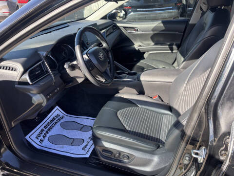 2022 Toyota Camry SE