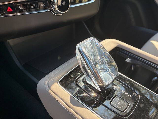 2026 Volvo XC90 B6 Plus 7P
