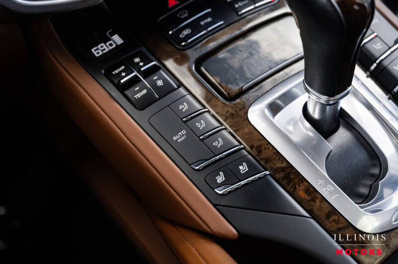 2016 Porsche Cayenne S