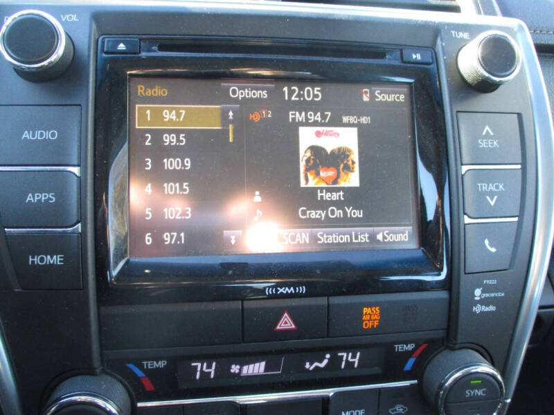 2016 Toyota Camry XLE