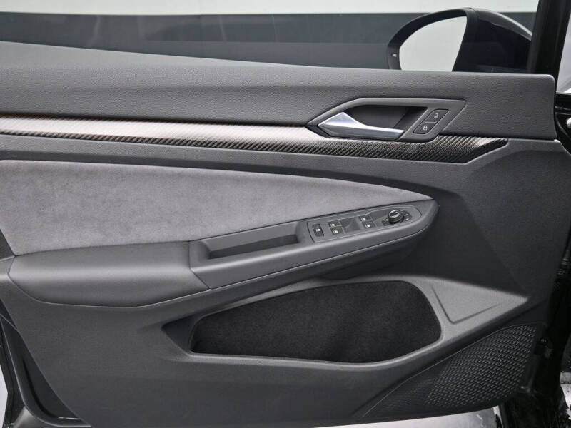 2025 Volkswagen Golf R Black Edition 4Motion